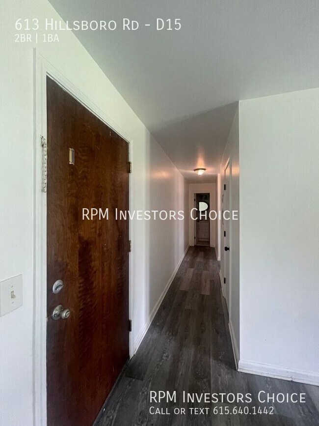 Foto del edificio - 613 Hillsboro Rd