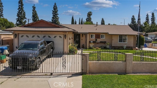 Building Photo - 2220 Camarina Dr