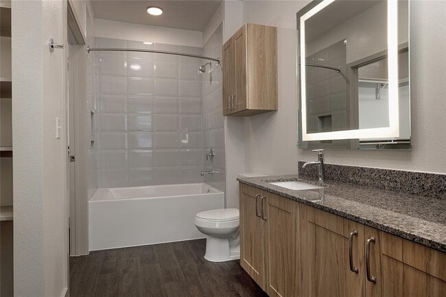 Building Photo - 8900 Six Pines Dr