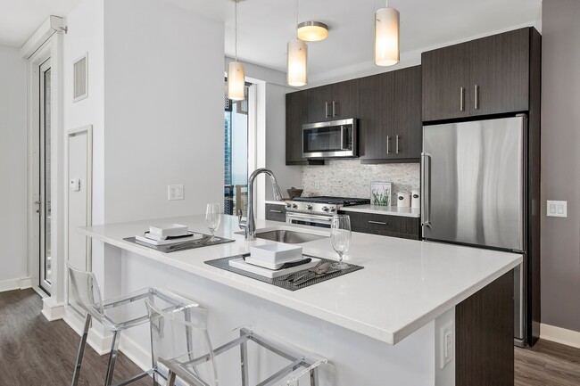 Building Photo - Two Bedroom 10-Tower at Moment