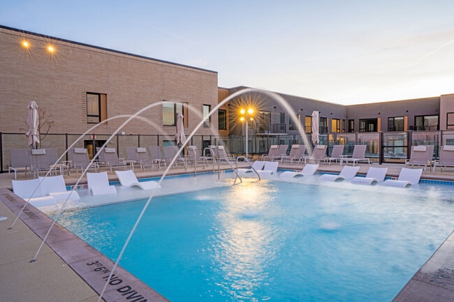 Building Photo - The Broadleaf