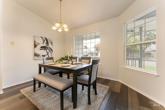 Foto del edificio - 8130 Waterleaf Ave