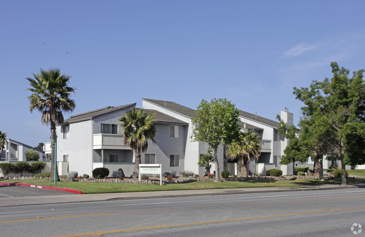 Building Photo - North Point Apartments