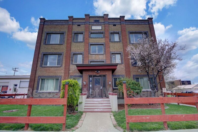 Primary Photo - 2675 Grant Ave