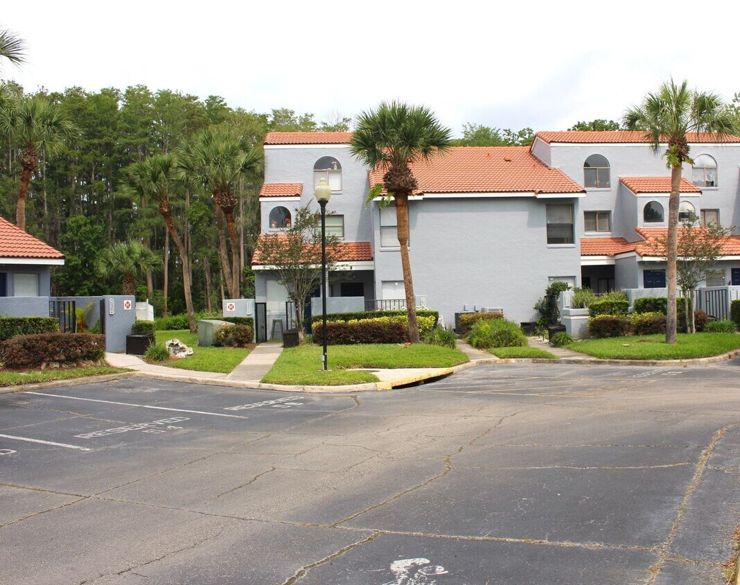 Primary Photo - Lovely remodeled home available