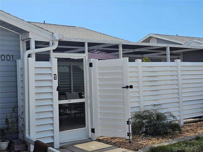 Foto del edificio - 3300 Loveland Blvd