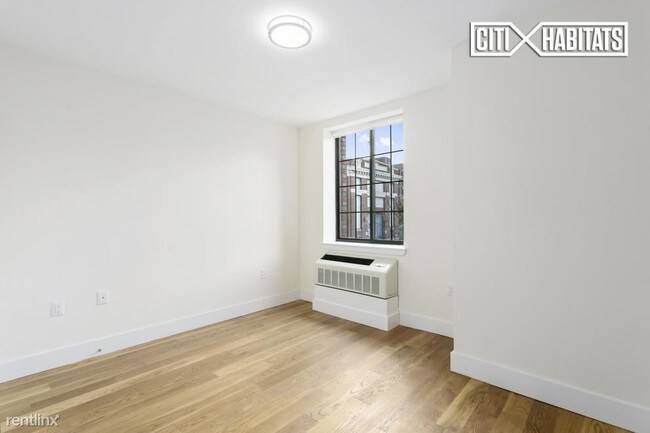 Building Photo - 83 Bushwick Ct