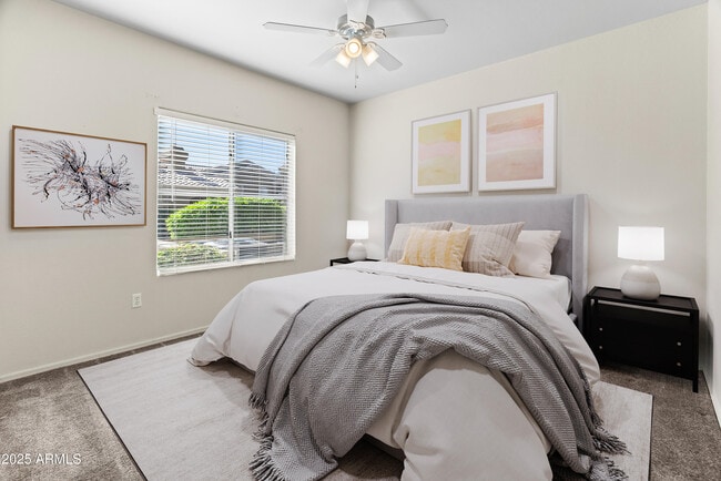 Foto del edificio - 5335 E Shea Blvd