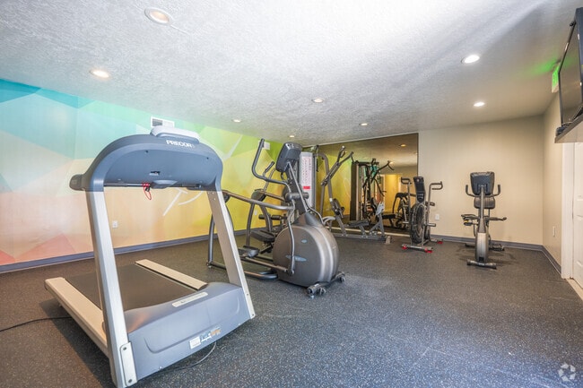 Fitness Center - Meadowlark Apartments