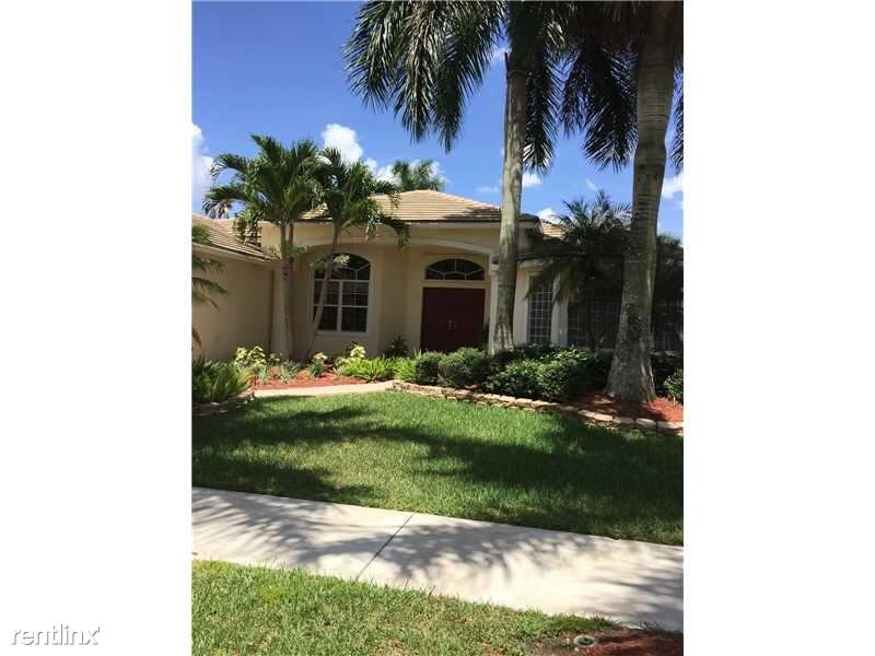 Foto principal - 2530 Golf View Dr