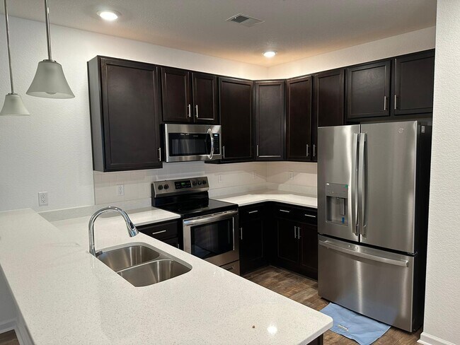 Photo - 1733 Dromolin Dr Townhome