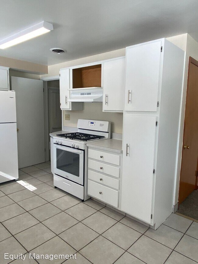Building Photo - 3 br, 1 bath House - 541 Liberty St.