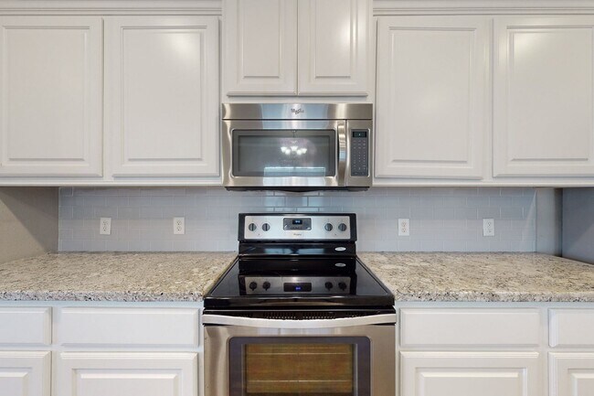 Foto del edificio - 3 Bedroom, 3 bath