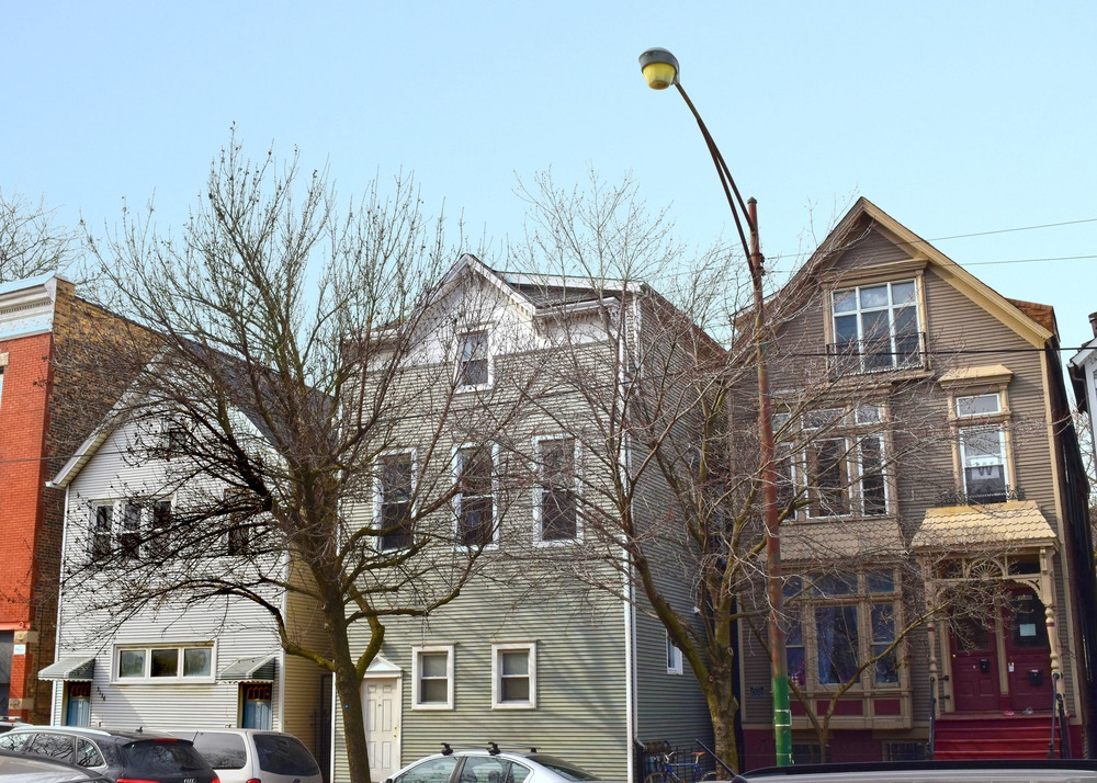 Foto principal - 3136-3140 N Southport Ave