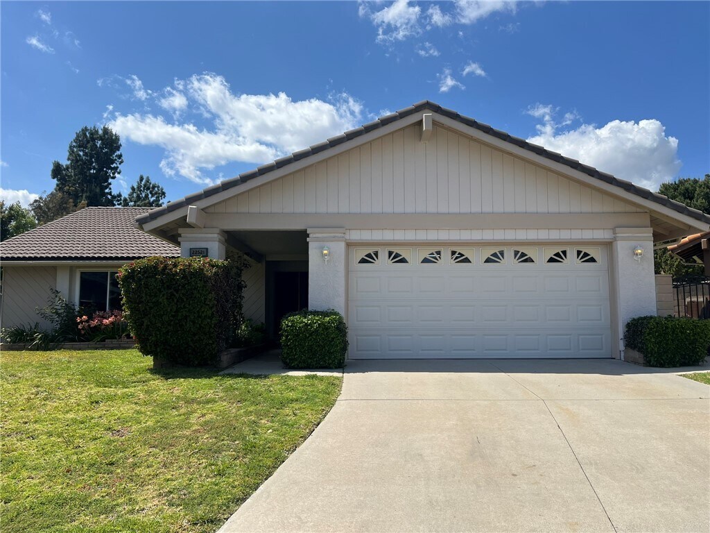 Primary Photo - 22521 Cello Dr