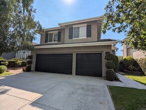Building Photo - 2300 Rutland Pl
