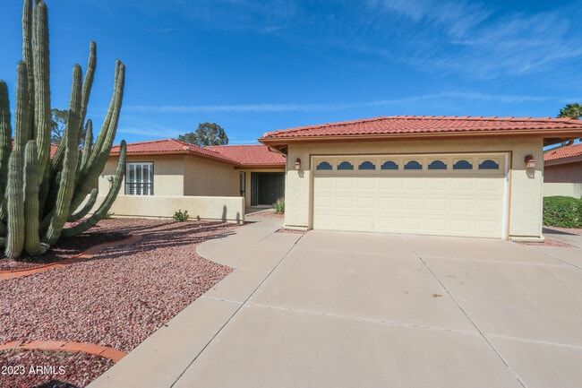 Building Photo - 25659 S Howard Dr