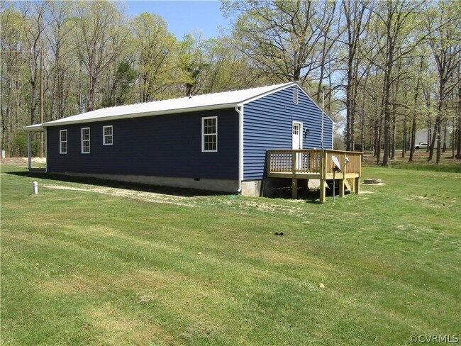 Foto del edificio - 5667 Community House Rd