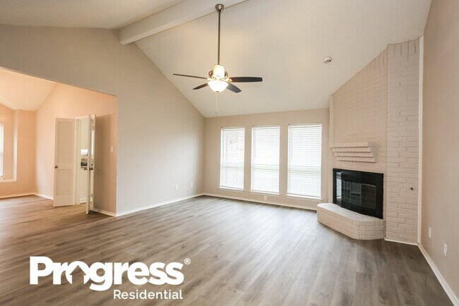 Foto del edificio - 902 Switzer Ln