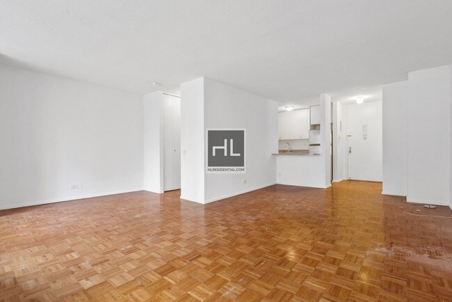 Foto del edificio - 990 6th Ave