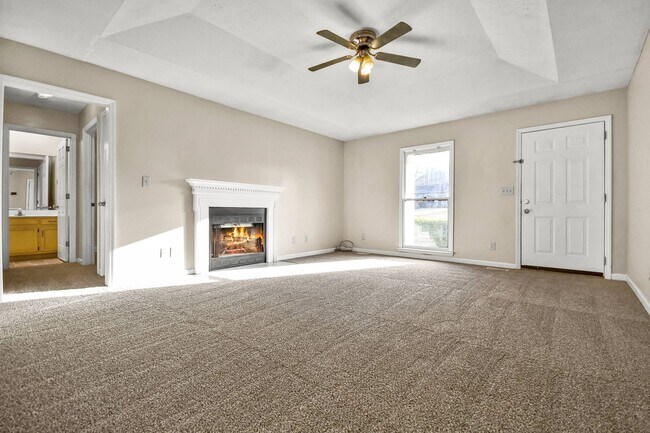 Foto del edificio - Ranch Home on Creek Lot!