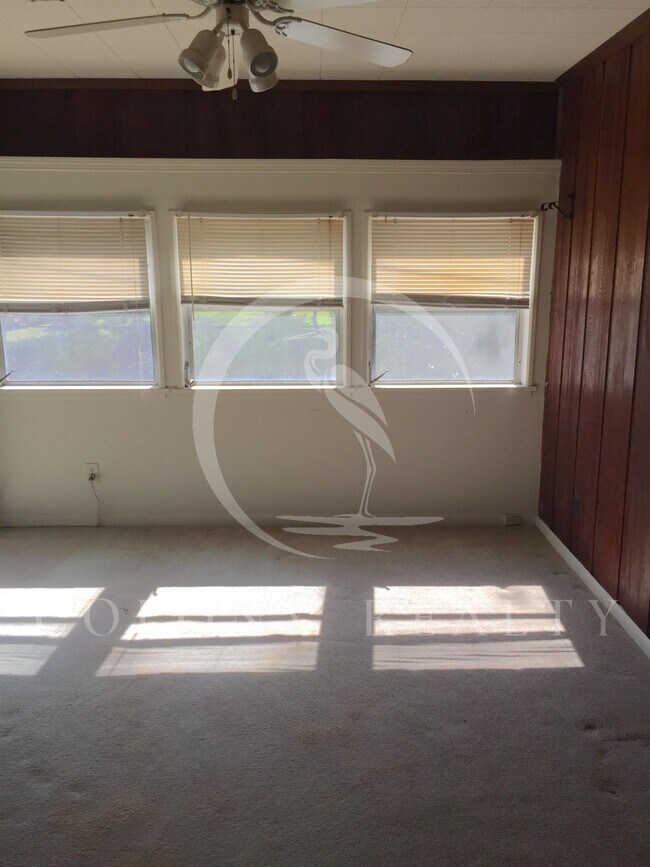 Foto del edificio - 47361-3 NC-12