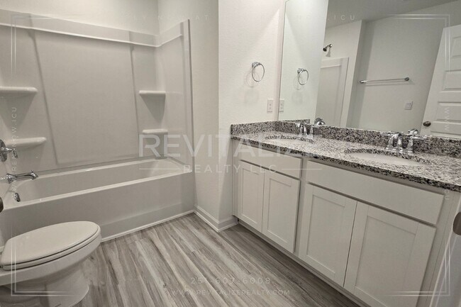 Foto del edificio - 4BR Home with Community Pool & Gym – Roberts Cove, Foley