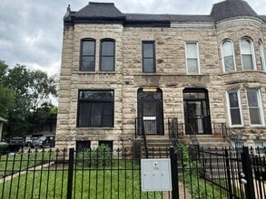 Building Photo - 7626 S Normal Ave