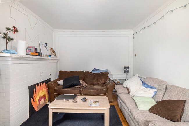 Foto del edificio - 415 N Thayer St