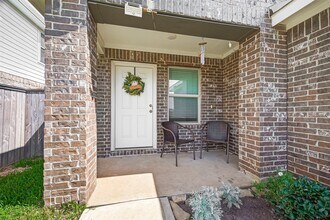 Building Photo - 7642 Terania Mdw Ln