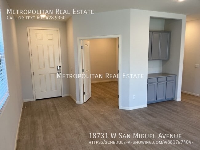 Building Photo - 18731 W San Miguel Ave