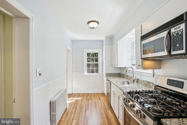 Building Photo - 2605 Ridge Rd Dr