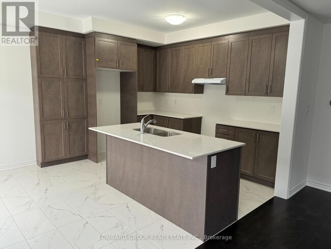 Building Photo - 21 Stanley Leitch Dr
