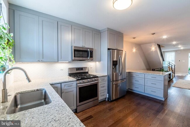 Foto del edificio - 4841 Larchwood Ave