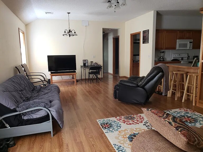 Foto principal - 5717 W 7th Ave