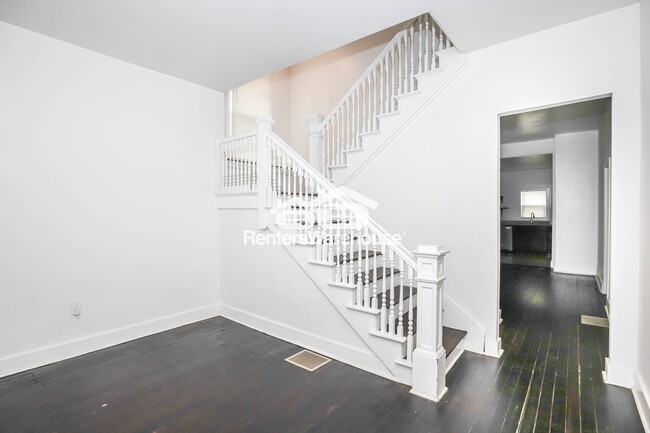 Foto del edificio - 1322 Yecker Ave