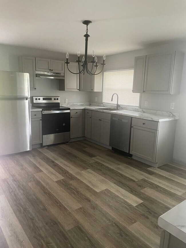 Foto del edificio - Knoxville 37918 - 2 bedroom, 1 bath home c...