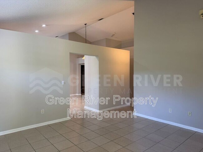 Foto del edificio - 1287 Bedrock Dr