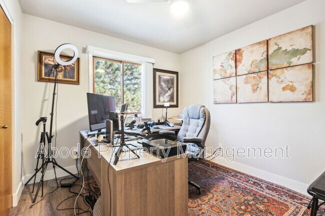 Foto del edificio - 1200 Patterson Ct