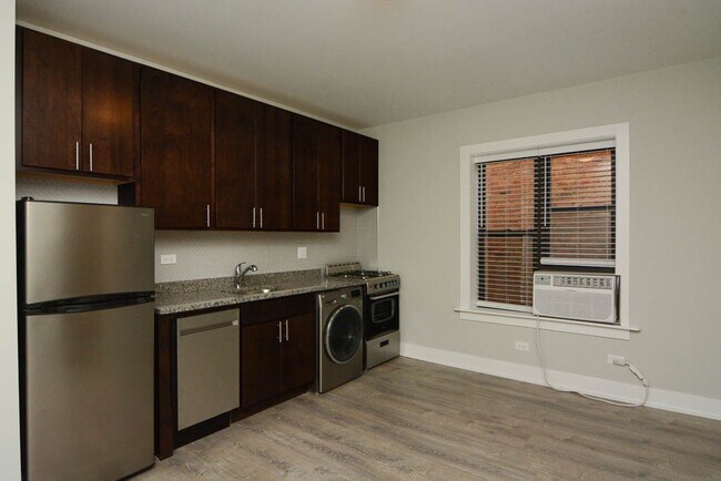 Foto del edificio - 432.5 W Belden Ave
