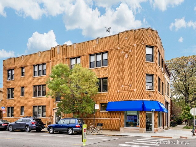 Primary Photo - 2108 W Armitage Ave