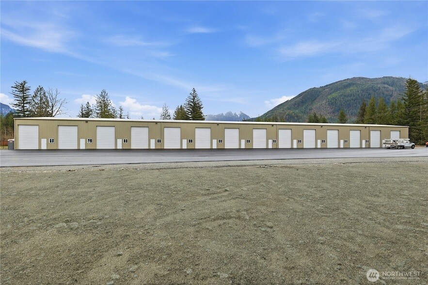 Foto del edificio - 2000 Amanda Ave