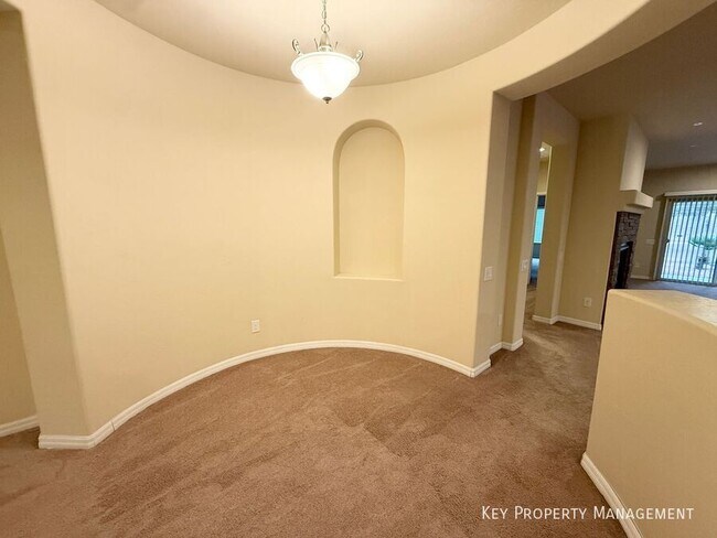 Foto del edificio - 2600 Bechamel Pl