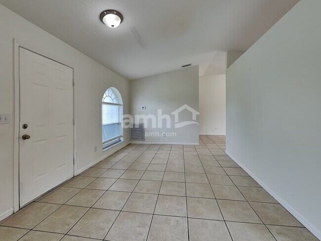 Foto del edificio - 1641 SE Mariner Ln