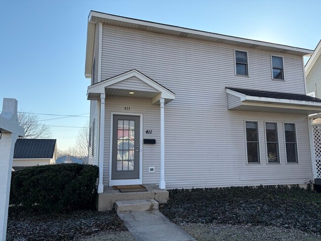 Building Photo - 411 Richards St