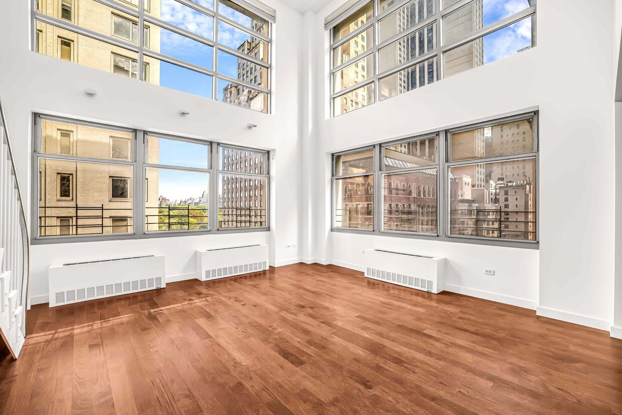 Primary Photo - 100 W 58th St
