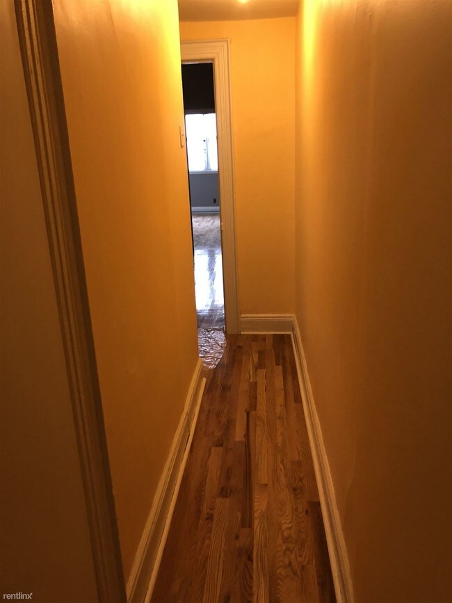 Foto del edificio - 2 br, 1 bath  - 6719 Forest Ave