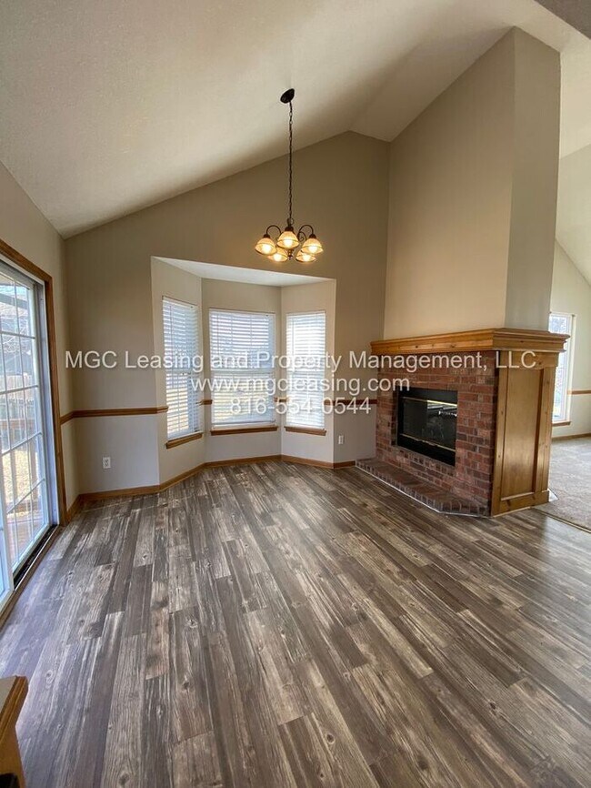 Foto del edificio - Charming Family Home in Greenwood’s Cheyen...
