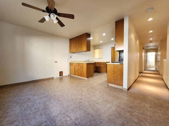 Building Photo - 3 Bedroom Home in Petaluma