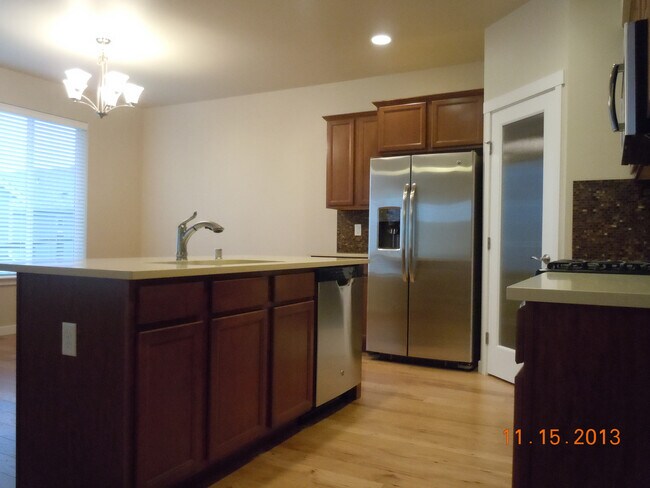 Building Photo - 4721 Hadley St